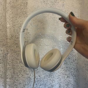 BEATS SOLO (corded)